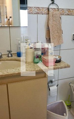 Casa de condomínio à venda com 194m², 3 quartos e 3 vagas Casa de condomínio à venda com 194m², 3 quartos e 3 vagasBanheiro suíte