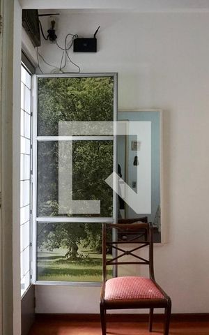 Casa de condomínio à venda com 194m², 3 quartos e 3 vagas Casa de condomínio à venda com 194m², 3 quartos e 3 vagasSuíte