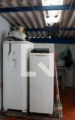 Casa de condomínio à venda com 194m², 3 quartos e 3 vagas Casa de condomínio à venda com 194m², 3 quartos e 3 vagasÁrea de serviço