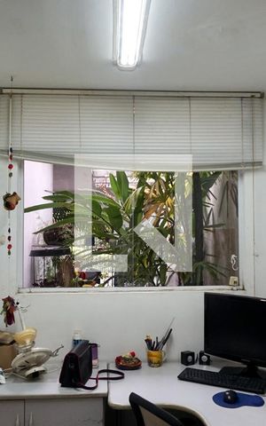 Casa de condomínio à venda com 194m², 3 quartos e 3 vagas Casa de condomínio à venda com 194m², 3 quartos e 3 vagasEscritório