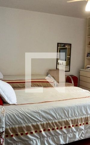 Casa de condomínio à venda com 194m², 3 quartos e 3 vagas Casa de condomínio à venda com 194m², 3 quartos e 3 vagasQuarto 1