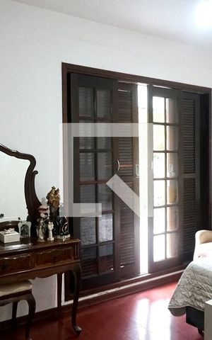 Casa de condomínio à venda com 194m², 3 quartos e 3 vagas Casa de condomínio à venda com 194m², 3 quartos e 3 vagasQuarto 3