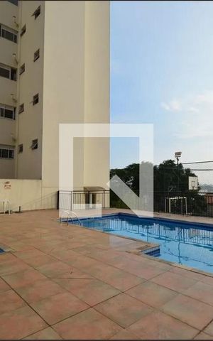 Apartamento à venda com 106m², 3 quartos e 2 vagas Apartamento à venda com 106m², 3 quartos e 2 vagasÁrea comum - Piscina