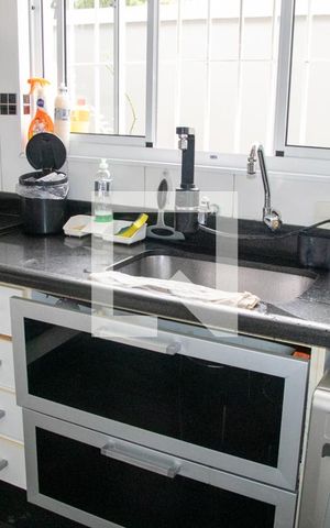 Casa à venda com 183m², 3 quartos e 6 vagasCozinha