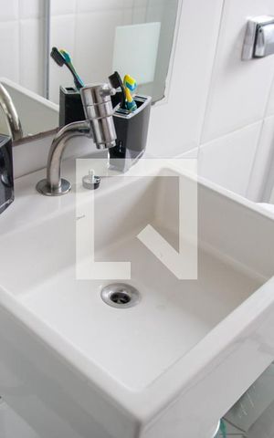 Casa à venda com 183m², 3 quartos e 6 vagasBanheiro 2