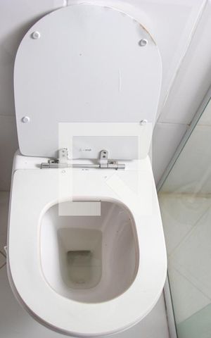 Casa à venda com 183m², 3 quartos e 6 vagasBanheiro do Quarto 3