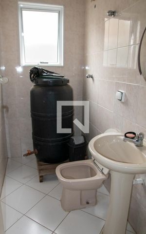 Casa à venda com 183m², 3 quartos e 6 vagasBanheiro de serviço
