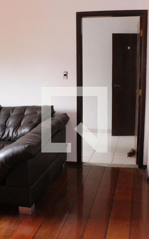 Casa à venda com 270m², 4 quartos e 4 vagasQuarto 2
