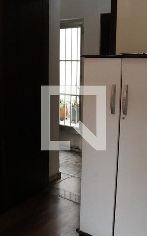 Casa à venda com 270m², 4 quartos e 4 vagasQuarto de Serviço