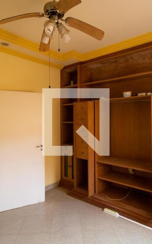Casa à venda com 331m², 4 quartos e 3 vagasSala de TV