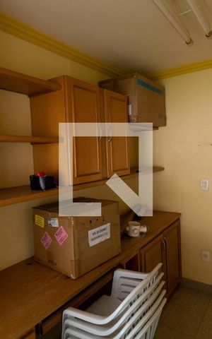 Casa à venda com 331m², 4 quartos e 3 vagasEscritório