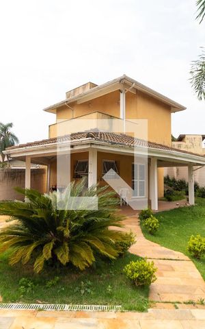 Casa à venda com 331m², 4 quartos e 3 vagasQuintal
