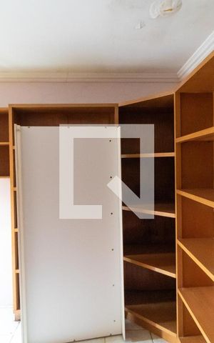 Casa à venda com 331m², 4 quartos e 3 vagasQuarto 02 - Mezanino