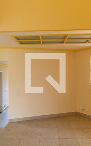 Casa à venda com 331m², 4 quartos e 3 vagasSala 01