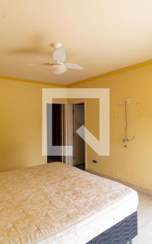 Casa à venda com 331m², 4 quartos e 3 vagasSuíte 02