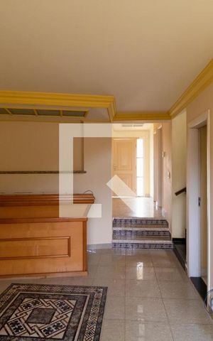 Casa à venda com 331m², 4 quartos e 3 vagasSala 02