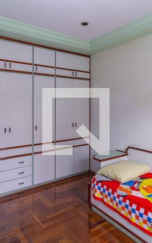 Casa para alugar com 500m², 4 quartos e 4 vagas Casa para alugar com 500m², 4 quartos e 4 vagasQuarto 2