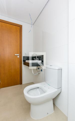Apartamento à venda com 273m², 4 quartos e 4 vagas Apartamento à venda com 273m², 4 quartos e 4 vagasBanheiro da Suíte 2
