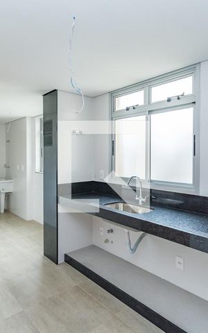 Apartamento à venda com 273m², 4 quartos e 4 vagas Apartamento à venda com 273m², 4 quartos e 4 vagasCozinha