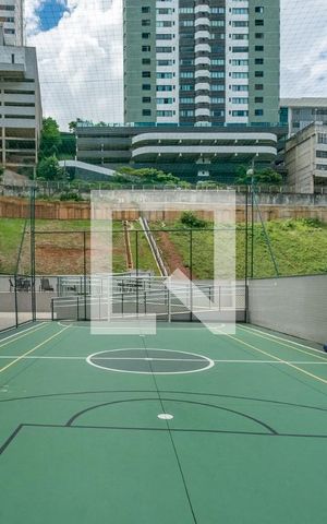 Apartamento à venda com 273m², 4 quartos e 4 vagas Apartamento à venda com 273m², 4 quartos e 4 vagasQuadra Esportiva