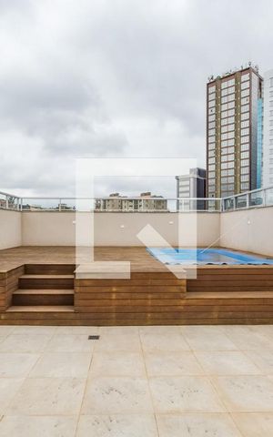 Apartamento à venda com 273m², 4 quartos e 4 vagas Apartamento à venda com 273m², 4 quartos e 4 vagasVaranda