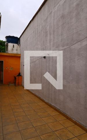 Casa à venda com 160m², 3 quartos e 2 vagasCorredor