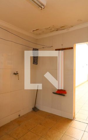 Casa à venda com 160m², 3 quartos e 2 vagasÁrea de Serviço