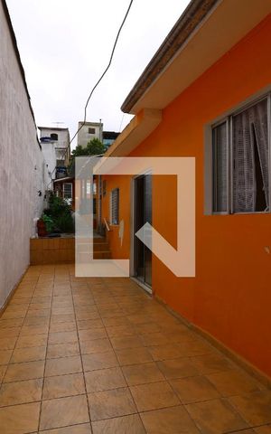 Casa à venda com 160m², 3 quartos e 2 vagasCorredor