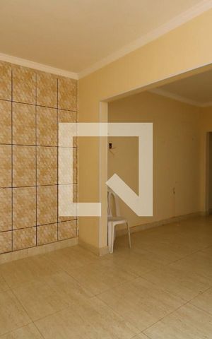 Casa à venda com 160m², 3 quartos e 2 vagasCopa