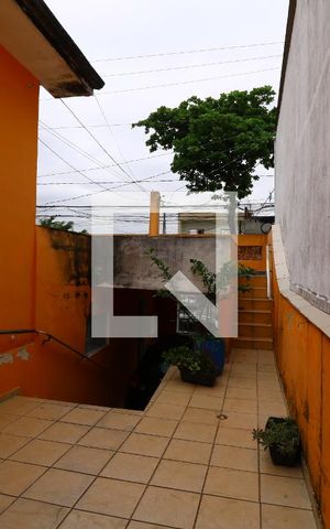 Casa à venda com 160m², 3 quartos e 2 vagasQuintal