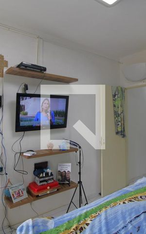 Casa à venda com 109m², 3 quartos e 2 vagasSuíte