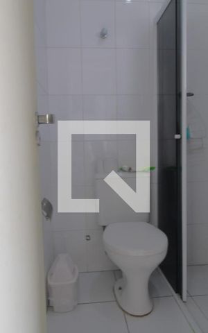 Casa à venda com 109m², 3 quartos e 2 vagasBanheiro da Suíte