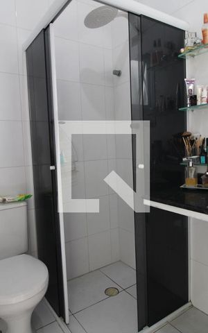 Casa à venda com 109m², 3 quartos e 2 vagasBanheiro da Suíte