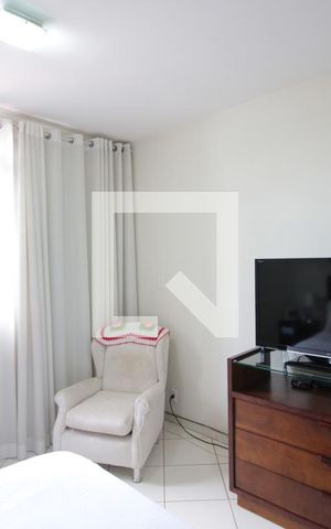 Casa à venda com 320m², 3 quartos e 4 vagasSuite