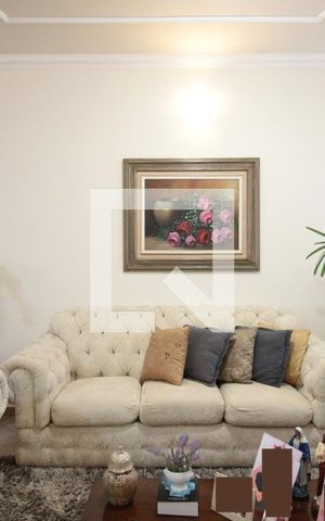 Casa à venda com 320m², 3 quartos e 4 vagasSala
