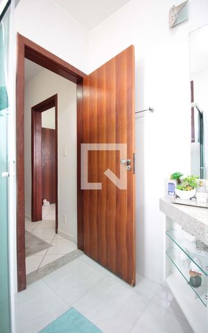 Casa à venda com 320m², 3 quartos e 4 vagasBanheiro da Suite