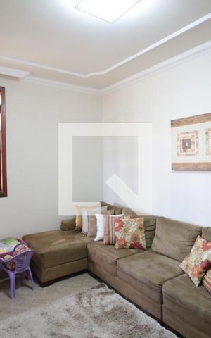 Casa à venda com 320m², 3 quartos e 4 vagasSala de TV