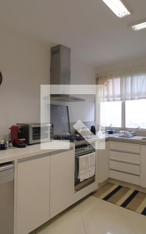 Apartamento à venda com 411m², 4 quartos e 3 vagasCozinha