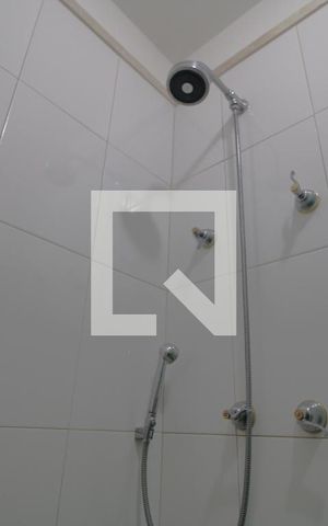 Apartamento à venda com 411m², 4 quartos e 3 vagasBanheiro da Suíte 1