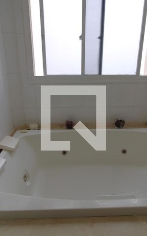 Apartamento à venda com 411m², 4 quartos e 3 vagasbanheiro da Suíte 4