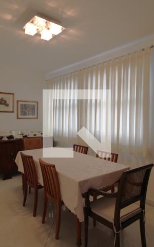 Apartamento à venda com 411m², 4 quartos e 3 vagasCopa