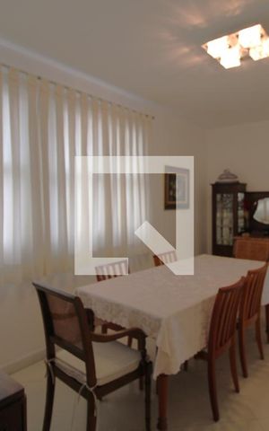 Apartamento à venda com 411m², 4 quartos e 3 vagasCopa