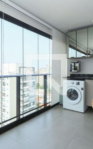 Studio à venda com 43m², 1 quarto e 1 vaga Studio à venda com 43m², 1 quarto e 1 vagaÁrea de Serviço