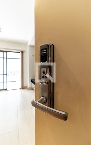 Apartamento à venda com 43m², 1 quarto e 1 vagaFechadura Eletrônica
