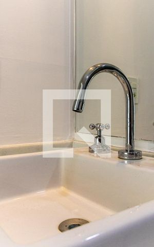 Apartamento à venda com 43m², 1 quarto e 1 vagaBanheiro - Torneira