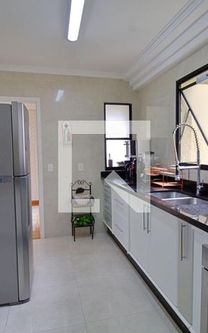 Apartamento para alugar com 158m², 2 quartos e 3 vagasCozinha