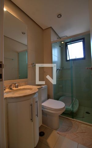Apartamento para alugar com 158m², 2 quartos e 3 vagasBanheiro da Suíte 1