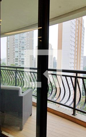 Apartamento para alugar com 158m², 2 quartos e 3 vagasVaranda da Sala