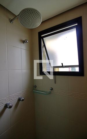 Apartamento para alugar com 158m², 2 quartos e 3 vagasBanheiro da Suíte 1