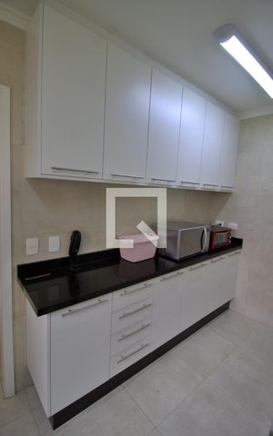 Apartamento para alugar com 158m², 2 quartos e 3 vagasCozinha